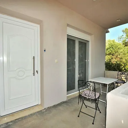 Irina Haus Apartment Gerakini Exterior photo