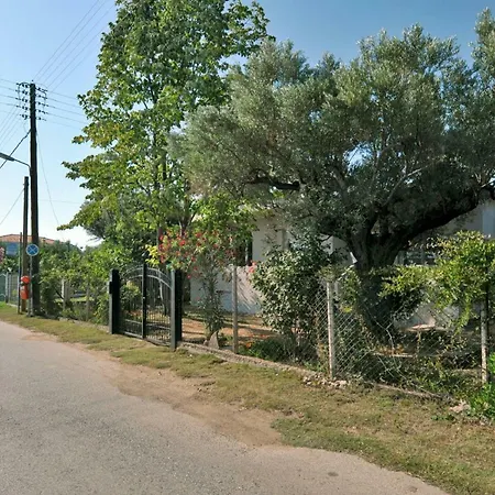 Irina Haus Apartment Gerakini Exterior photo